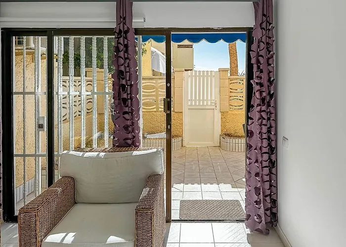 Cerca De La Playa * Maspalomas (Gran Canaria)